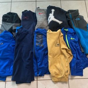 Boys sweatshirts/zip up jackets. Youth small